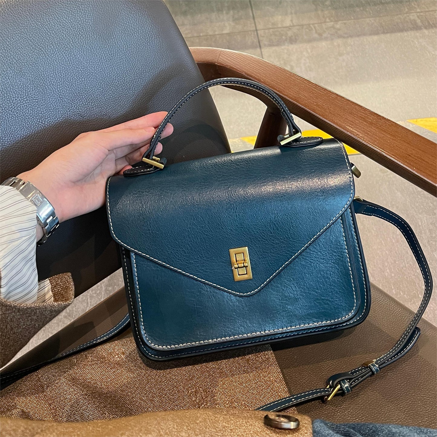 G01-【Genuine Leather】Women's Envelope Bag Crossbody Bag Solid Color Classic Shoulder Bag Messenger Bag Fashion Handbag