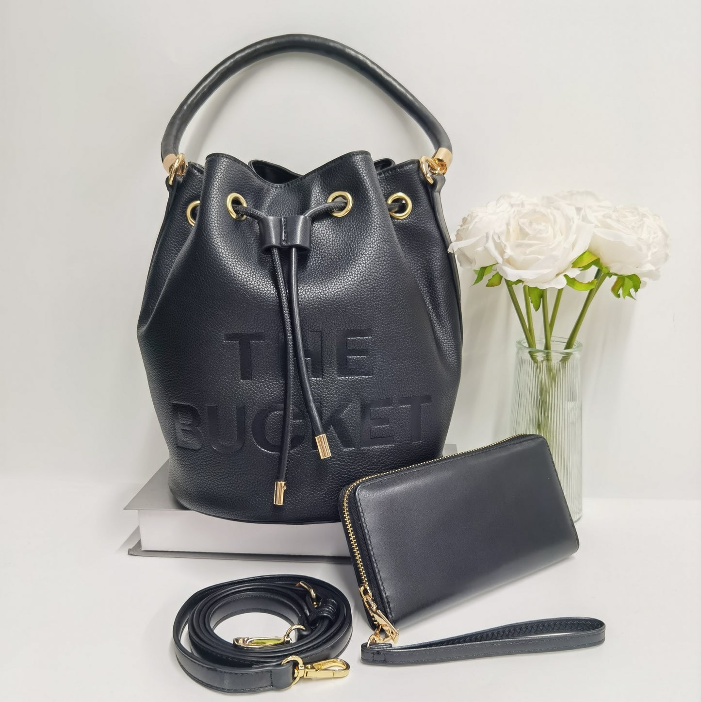 E68-New women's large-capacity handbag solid color letter print crossbody bag drawstring pleated bucket bag